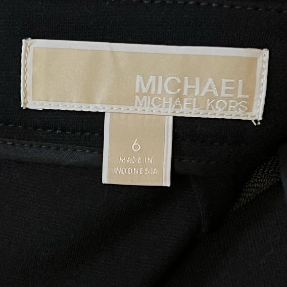 NWT Michael Kors Black Pencil Skirt with Asymmetrical  Zipper - Size 6 - Picture 6 of 11